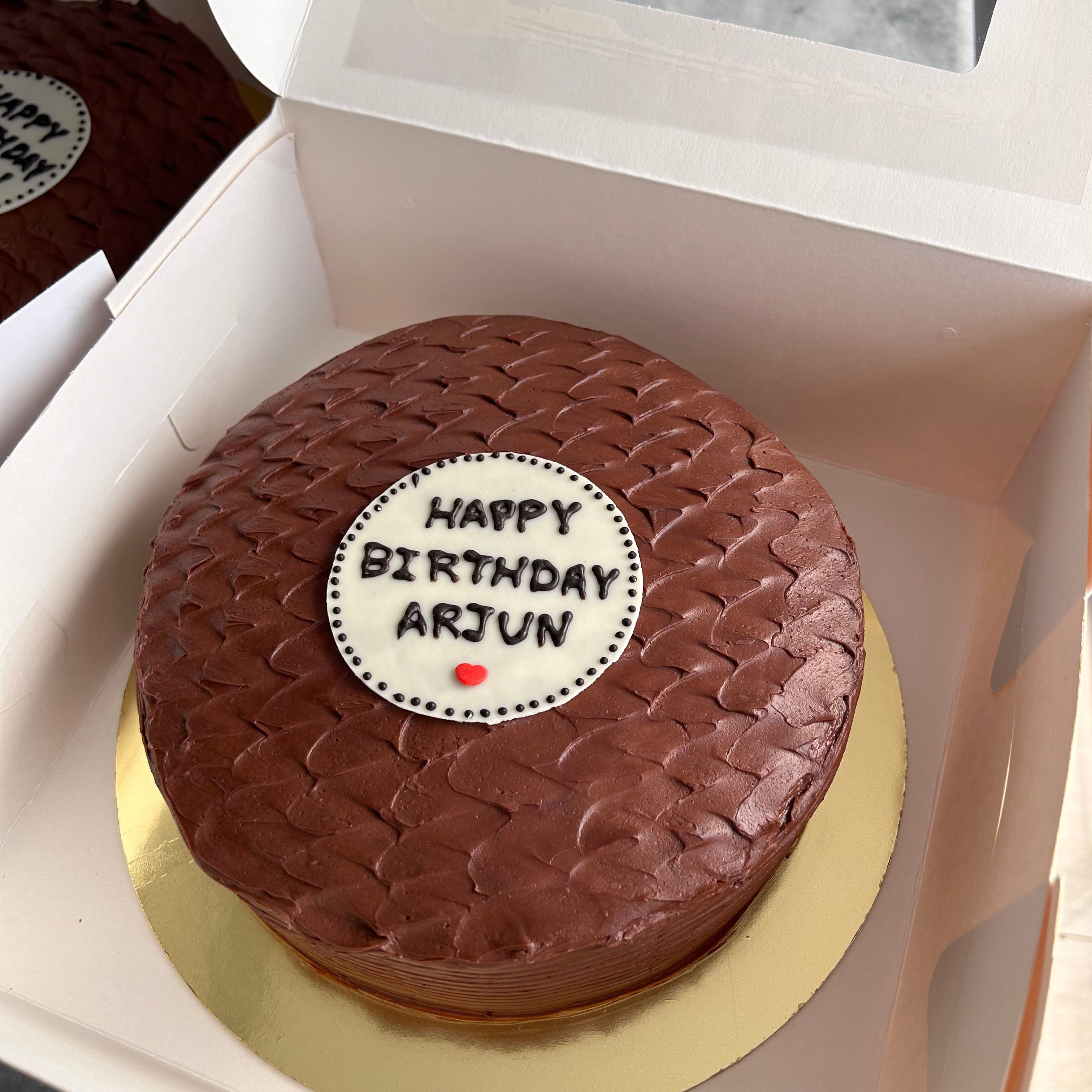Classic Chocolate Cake - EGGLESS
