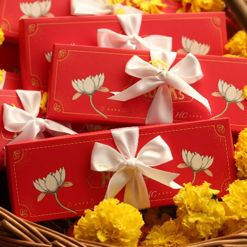 Box of 10 Almond Rocks - The Wedding Edit-1