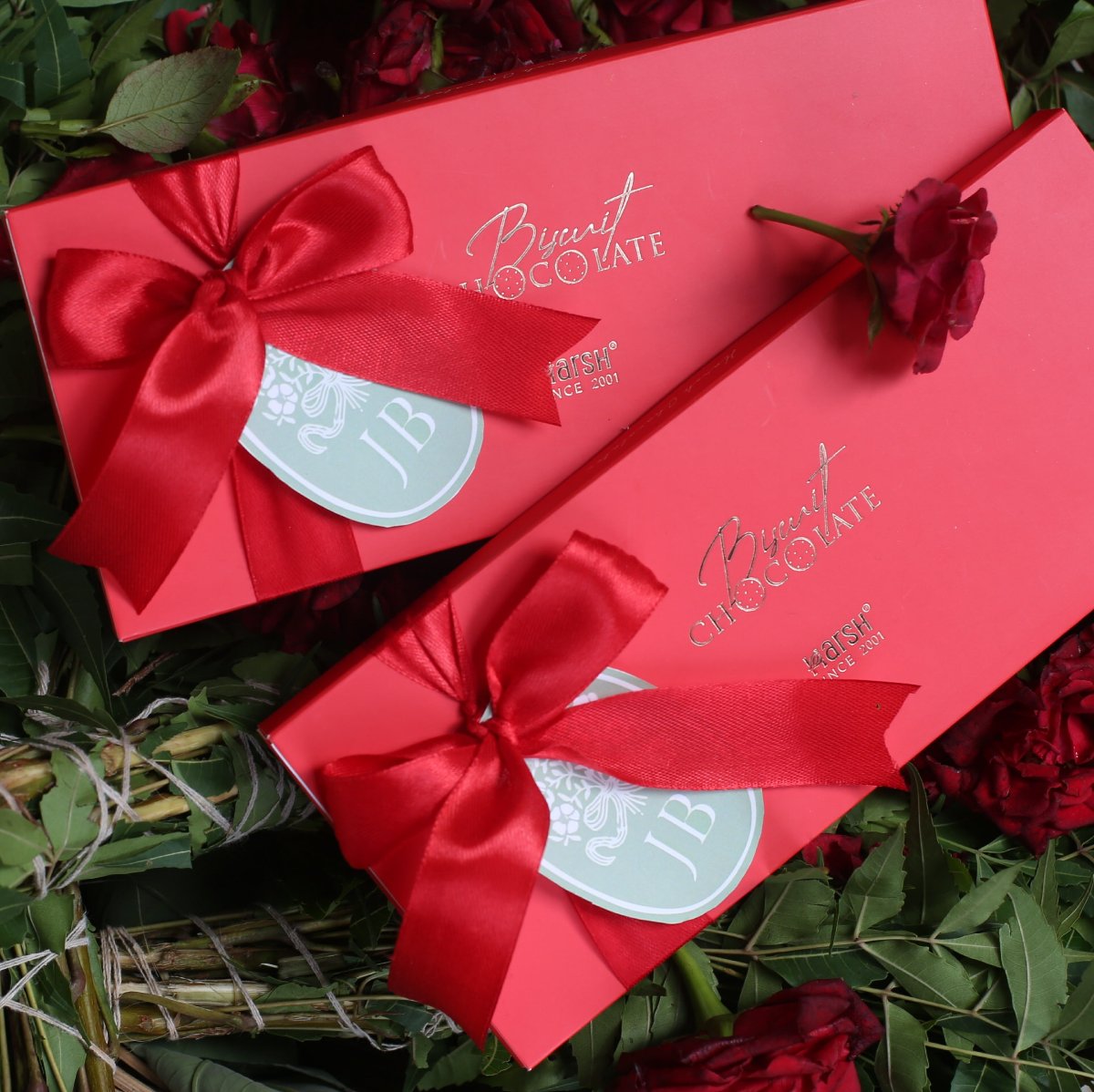 Box of 3 Biscuit Chocolates - Wedding Edit-2