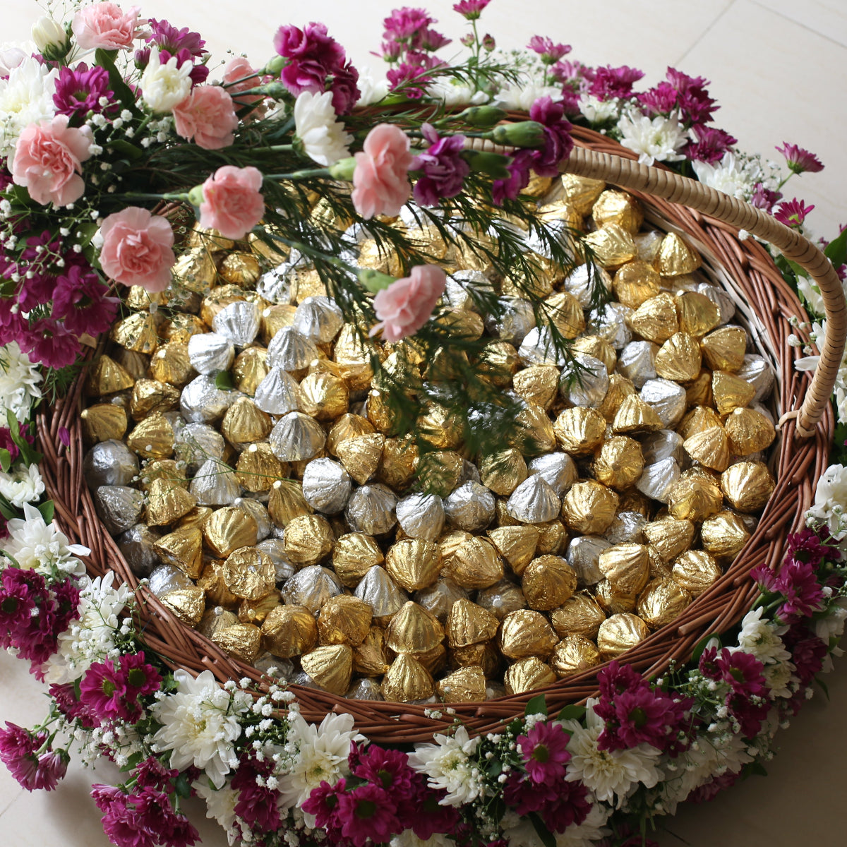 Chocolate Modaks Basket- 501 pieces